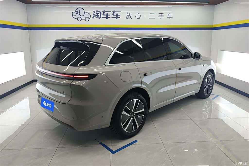 Li Auto L6, 2024 3