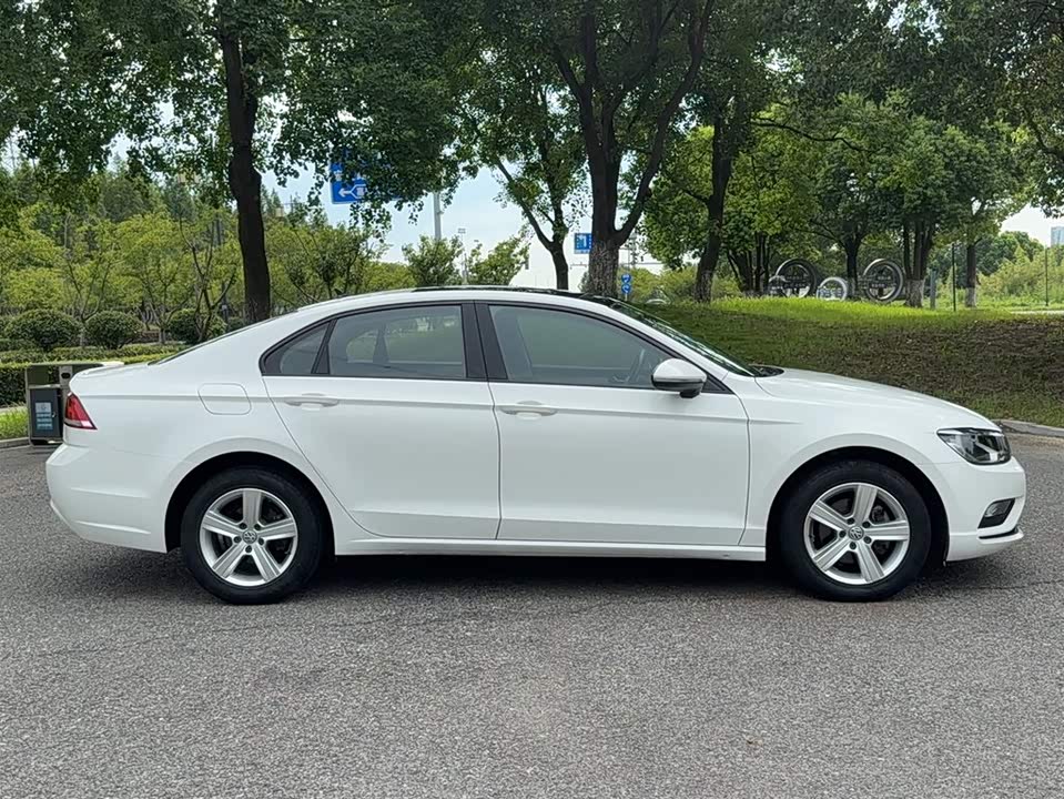 Volkswagen Lingdu