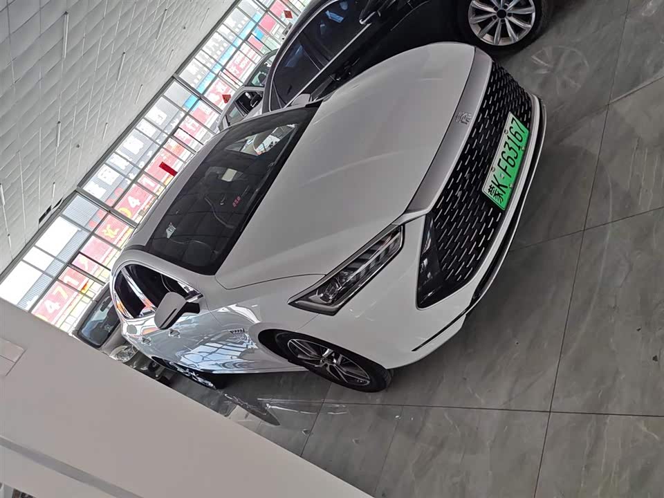 BYD Qin Yuan BYD Qin Yuan