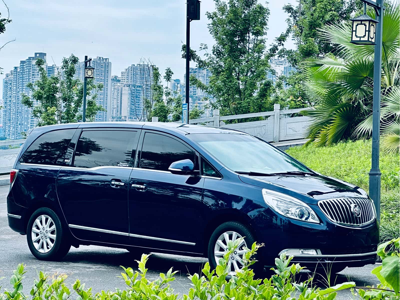 Buick GL8, 2013 2