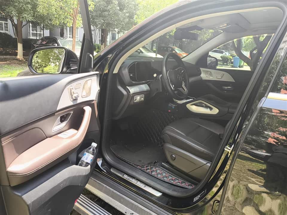 Mercedes-Benz GLE Mercedes-Benz GLE