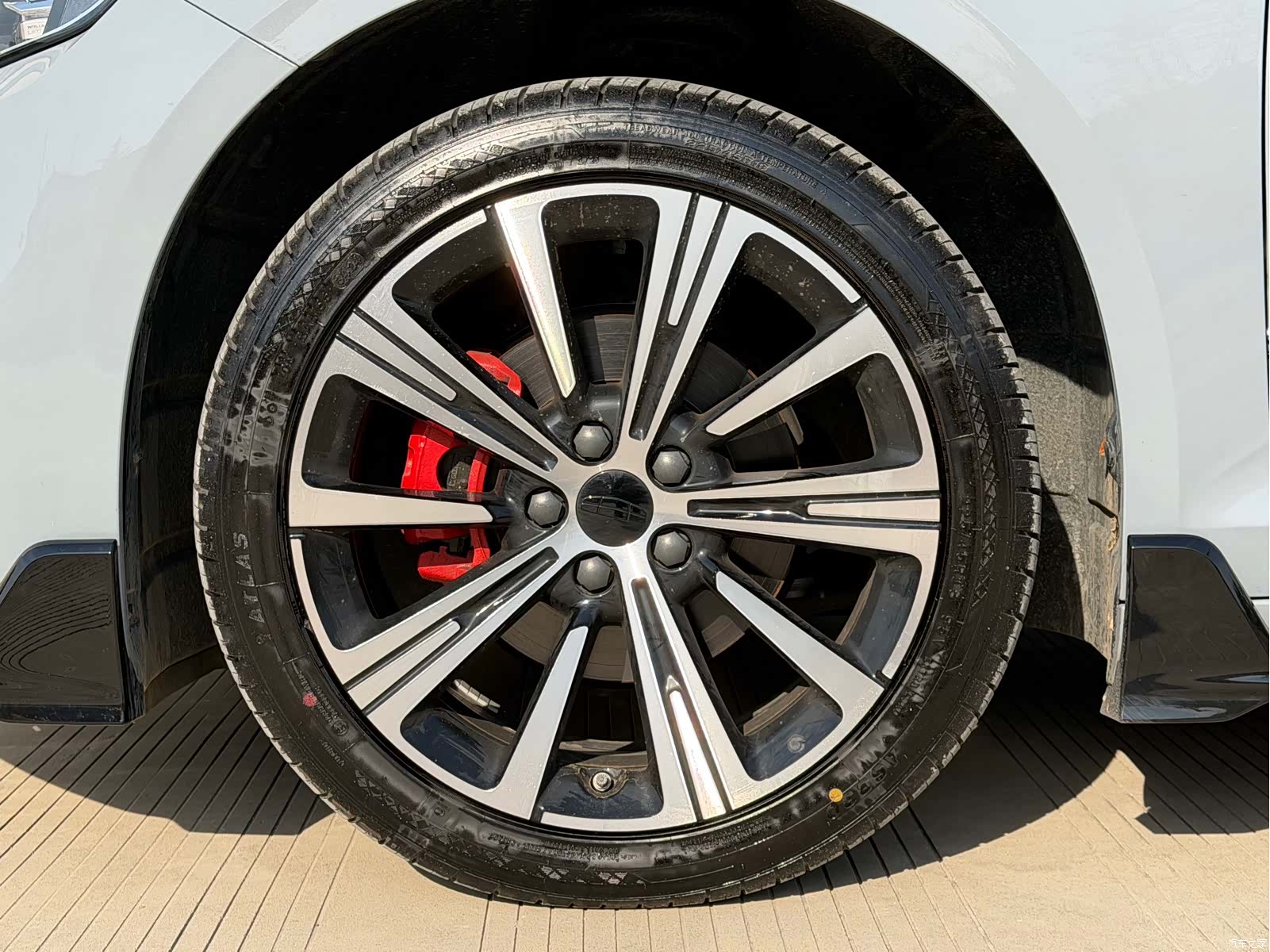 Geely Preface, 2025 11