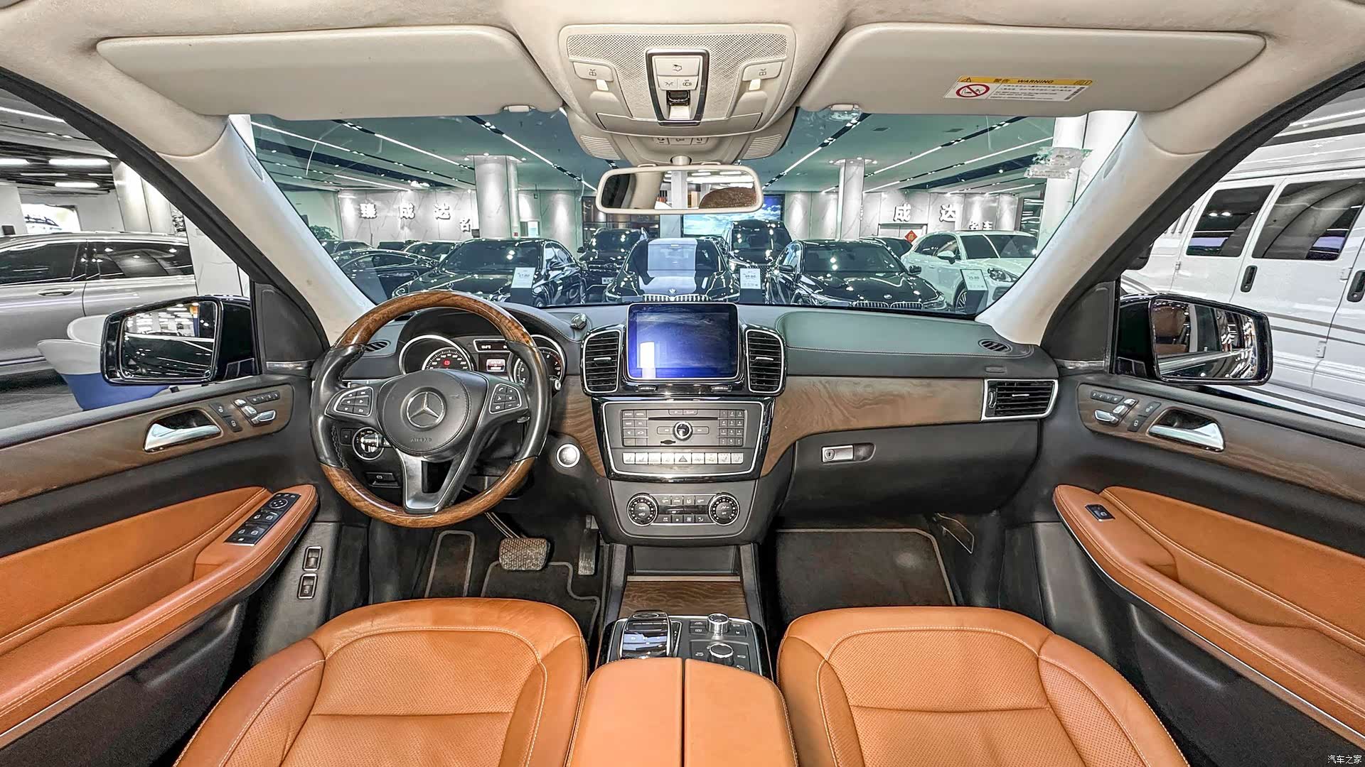 Mercedes-Benz GLS, 2016 19