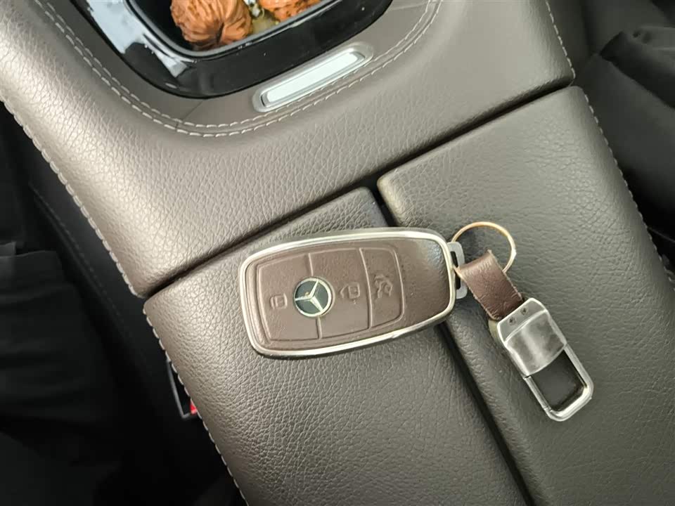 Mercedes-Benz GLE Mercedes-Benz GLE
