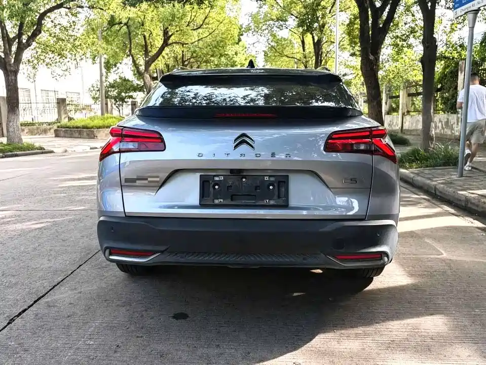 Citroen Versailles C5 X