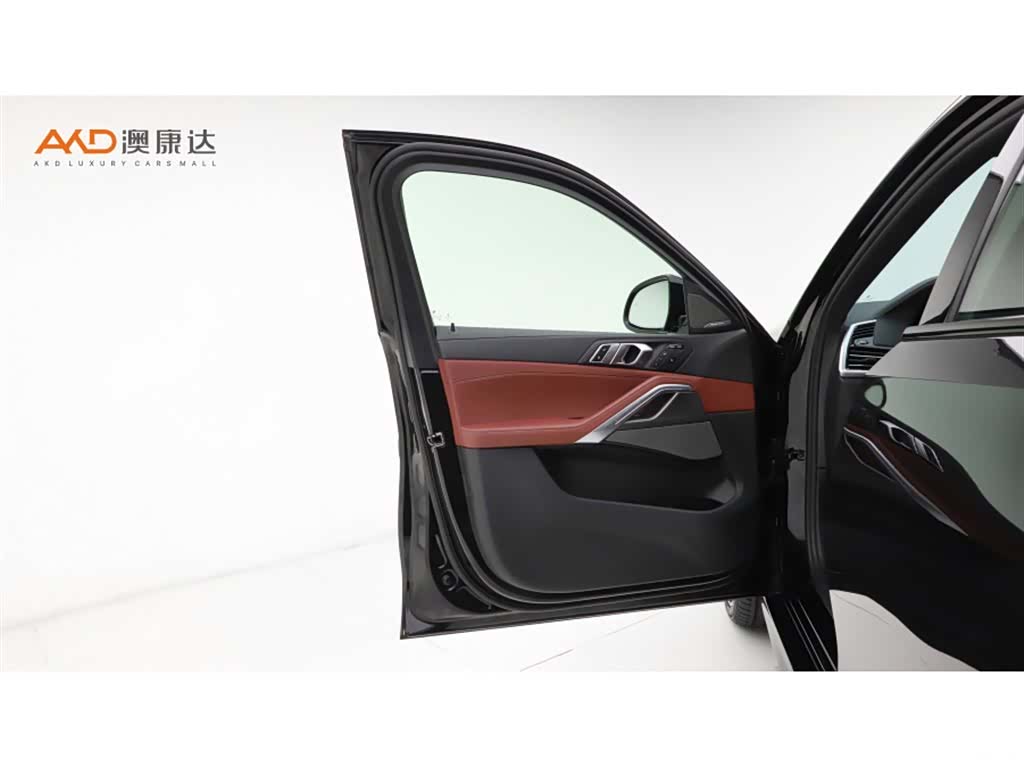 BMW X6, 2022 10