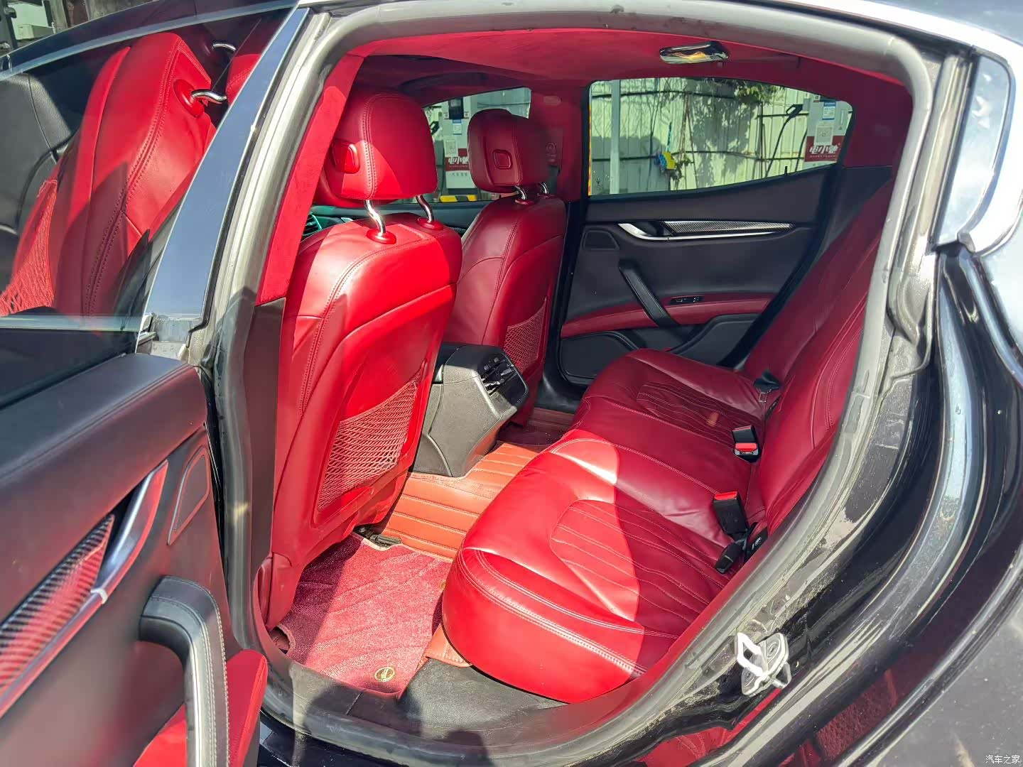 Maserati Ghibli, 2014 8