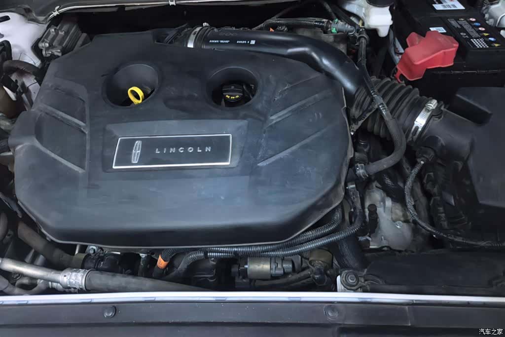 Lincoln MKZ, 2019 10