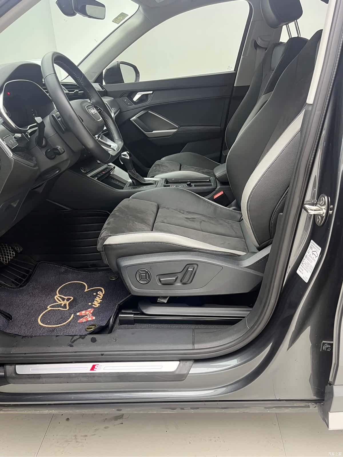 Audi Q3, 2022 9