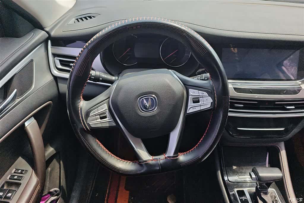 Changan CS35, 2019 15