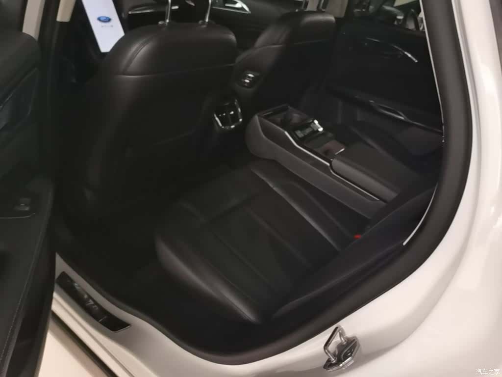 Ford Taurus, 2020 17