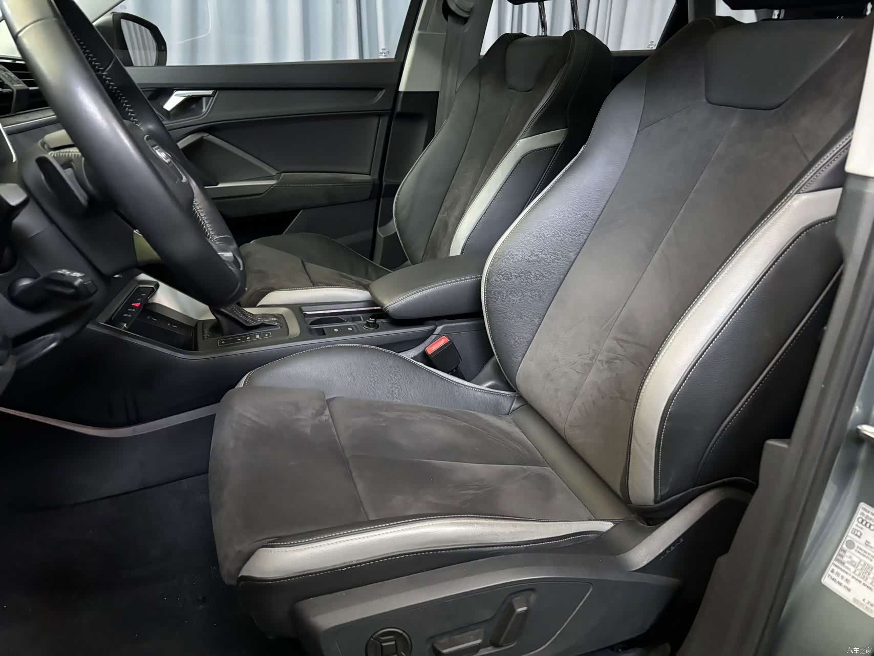 Audi Q3, 2022 8