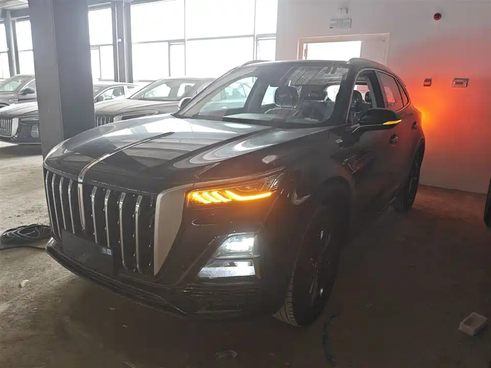 Hongqi HS5