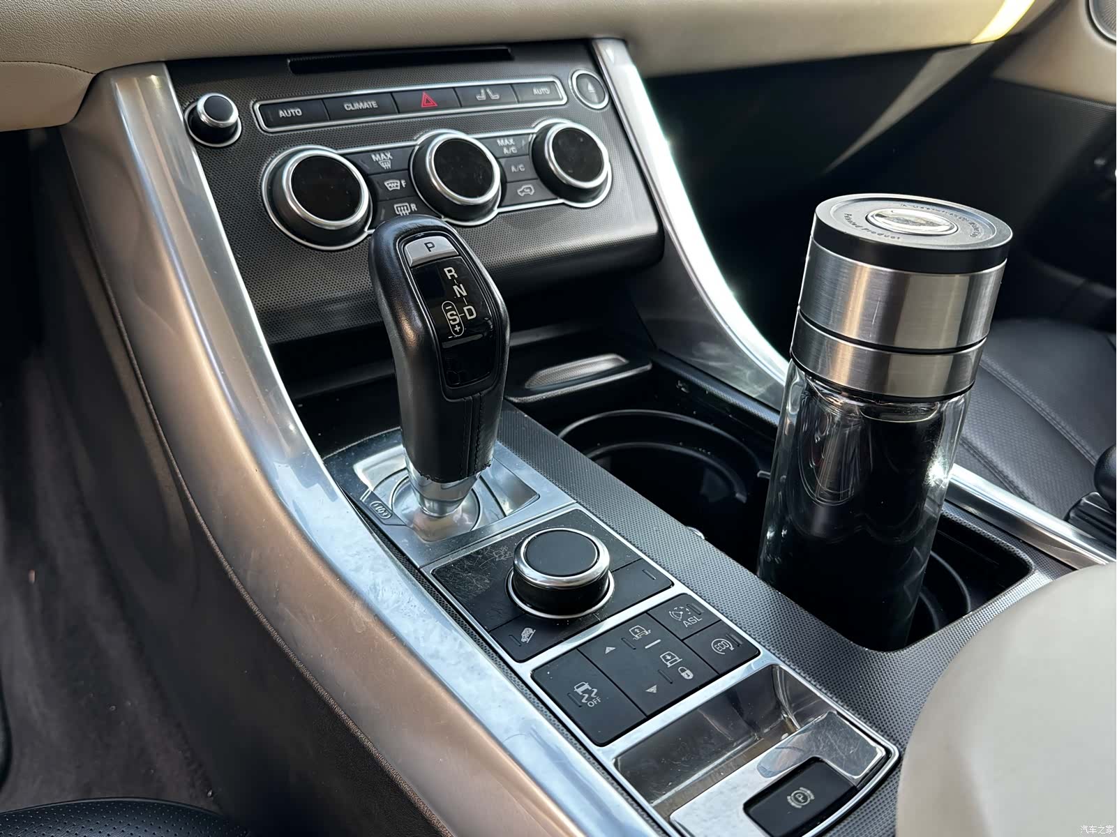 Land Rover Range Rover, 2014 9