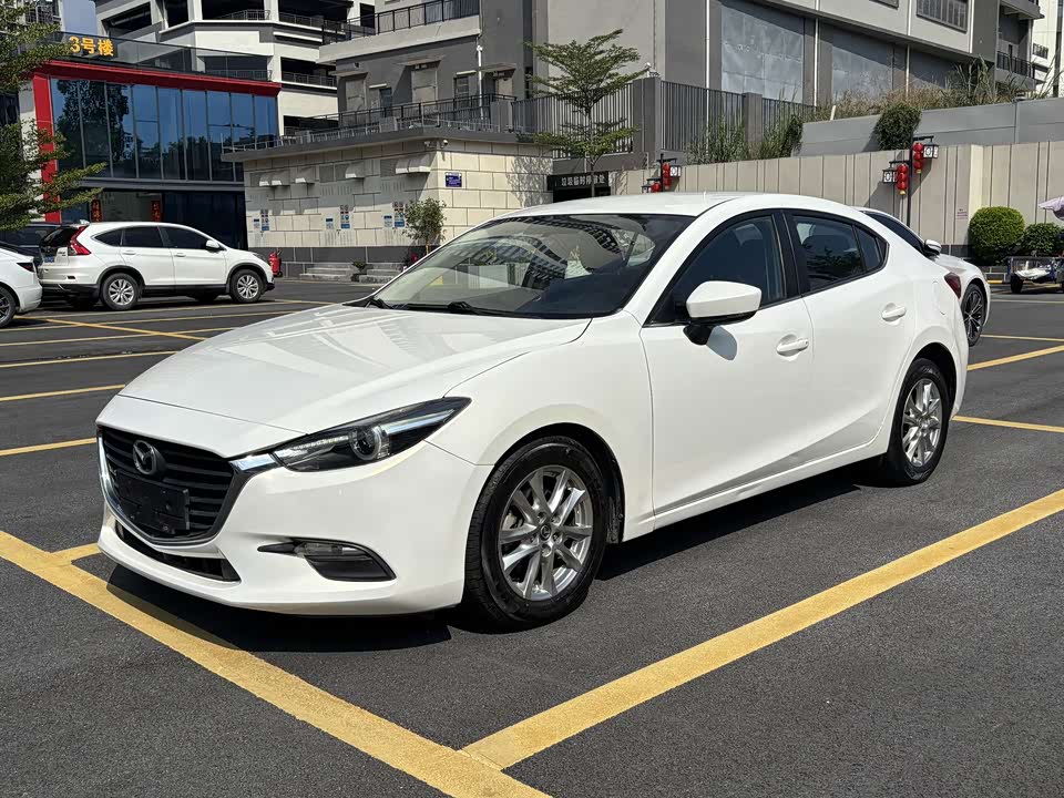 Mazda 3 Angkesaila