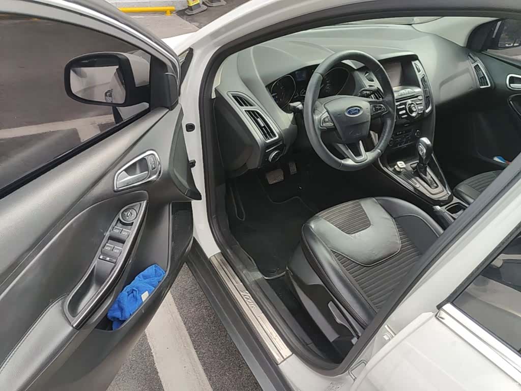 Ford Focus, 2016 16