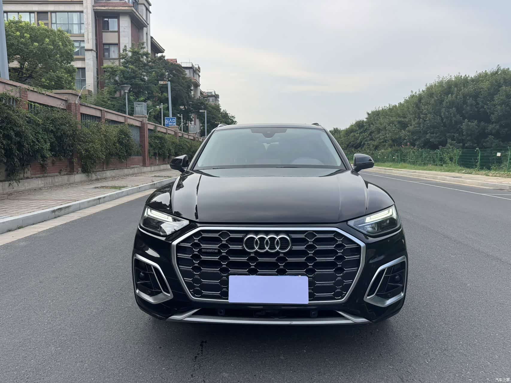 Audi Q5L, 2022 2