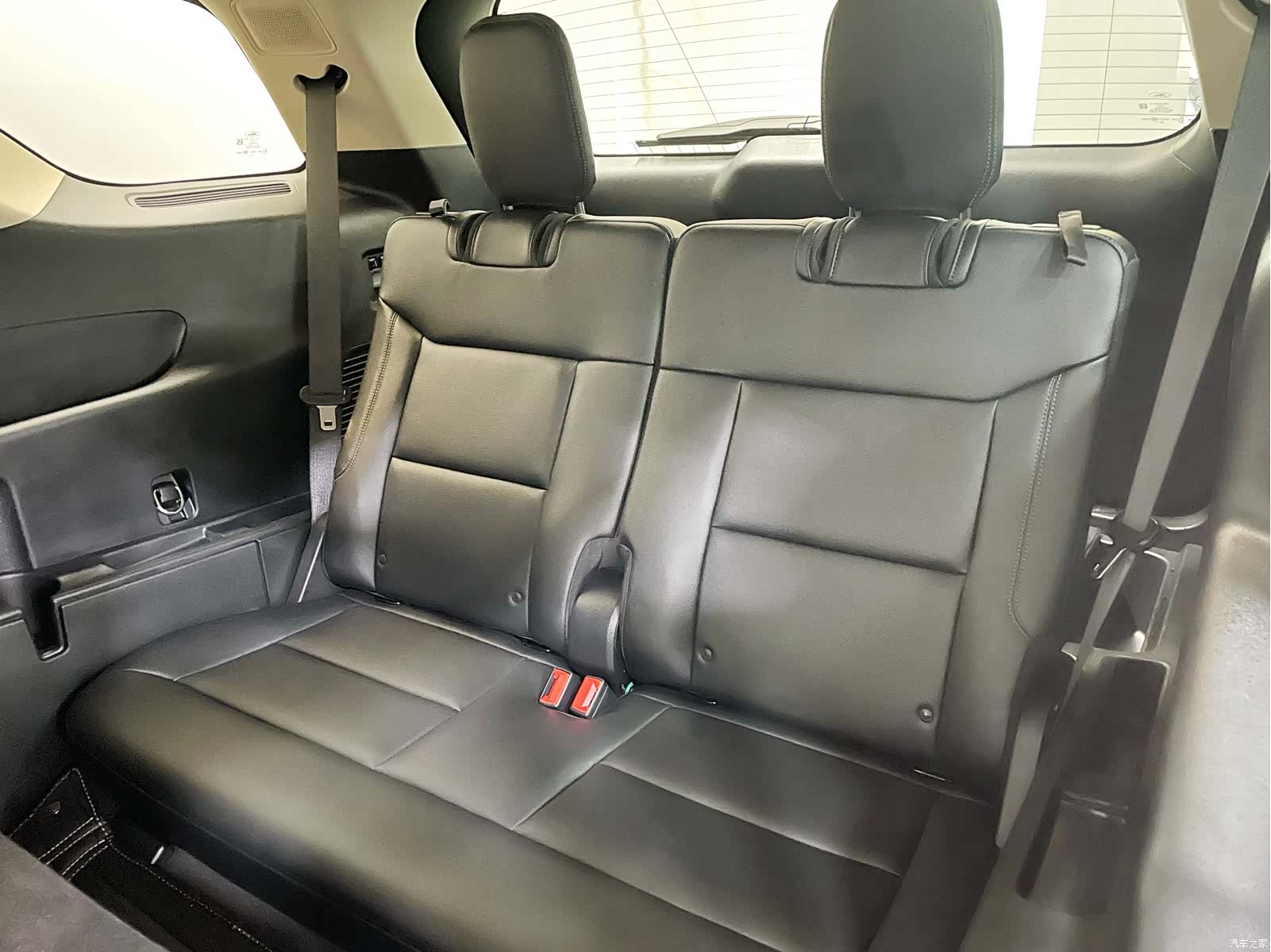 Ford Explorer, 2021 17