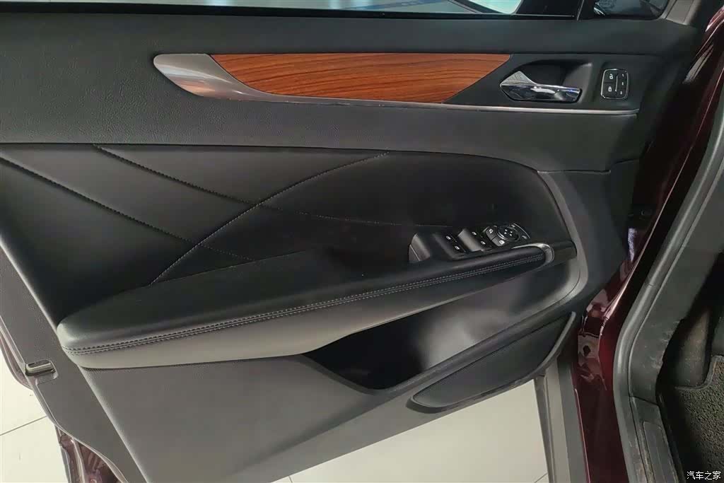 Lincoln MKC, 2019 7