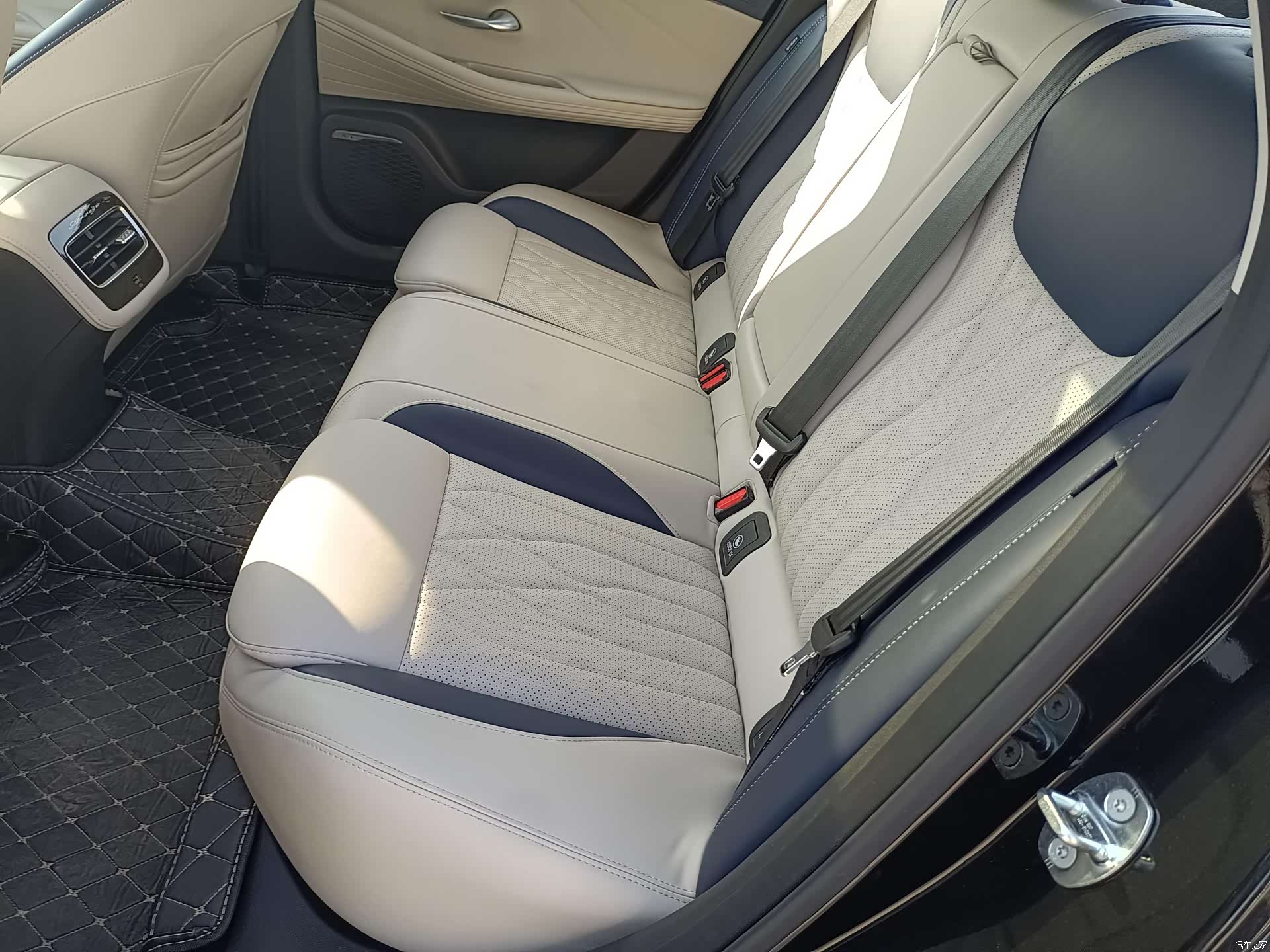Chery Arrizo 8, 2022 8