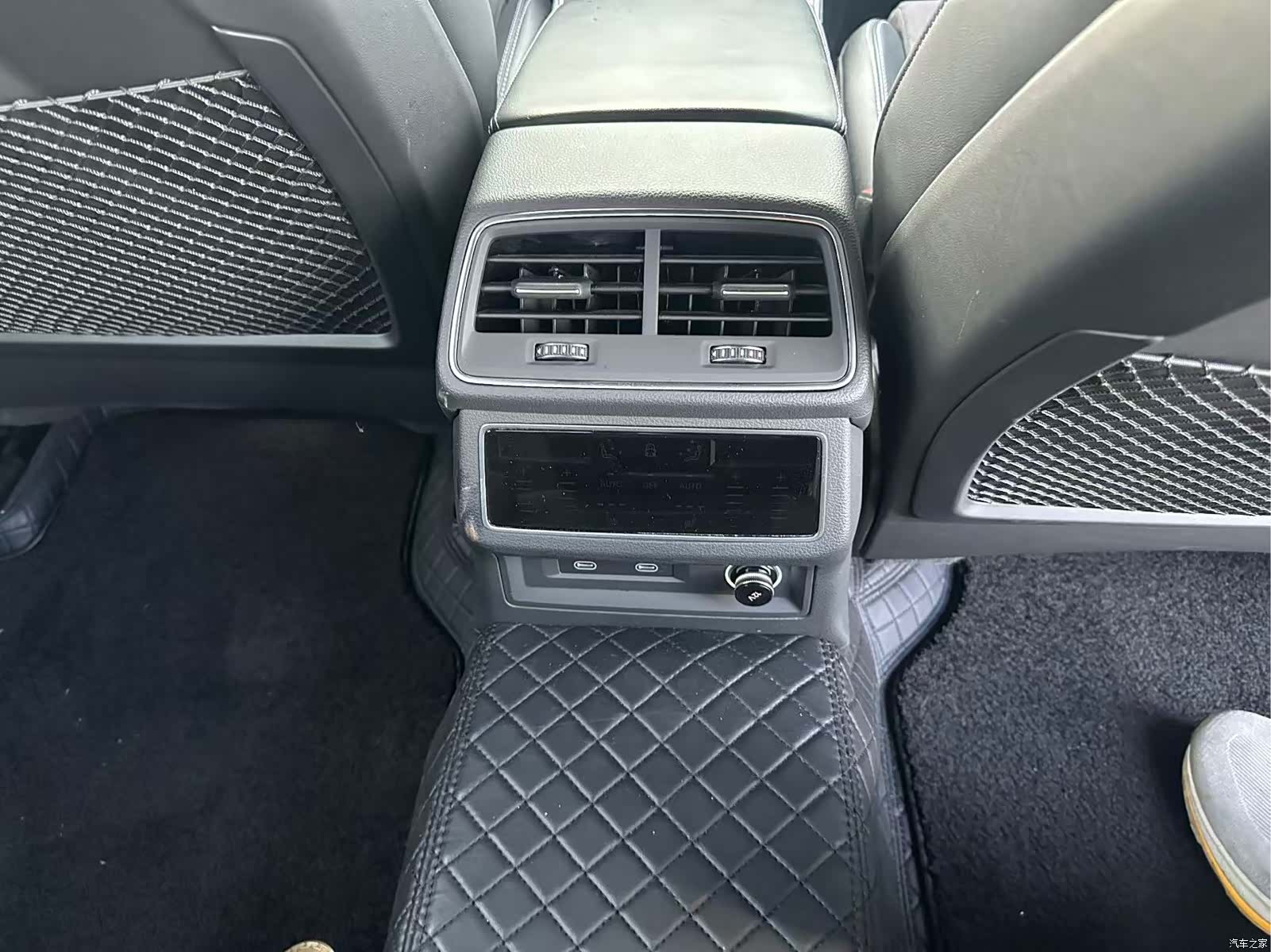 Audi A6L, 2023 8