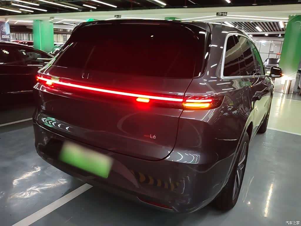 Li Auto L6, 2024 7