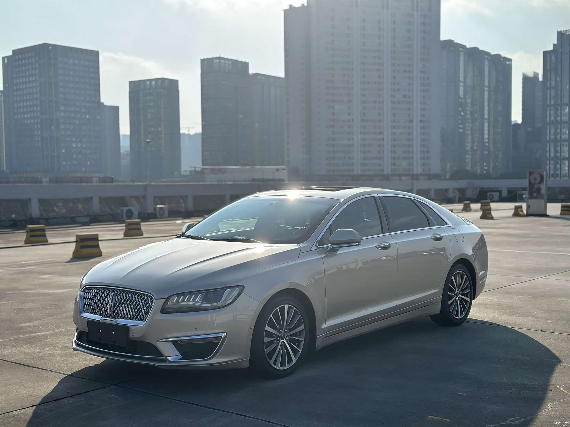 Lincoln MKZ, 2017 3