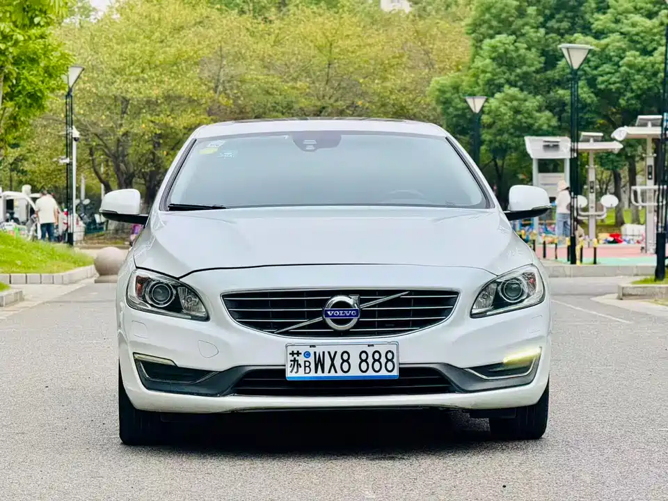Volvo S60