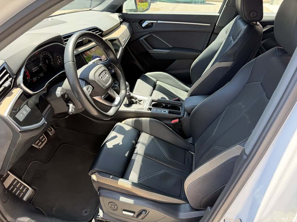 Audi Q3, 2024 6