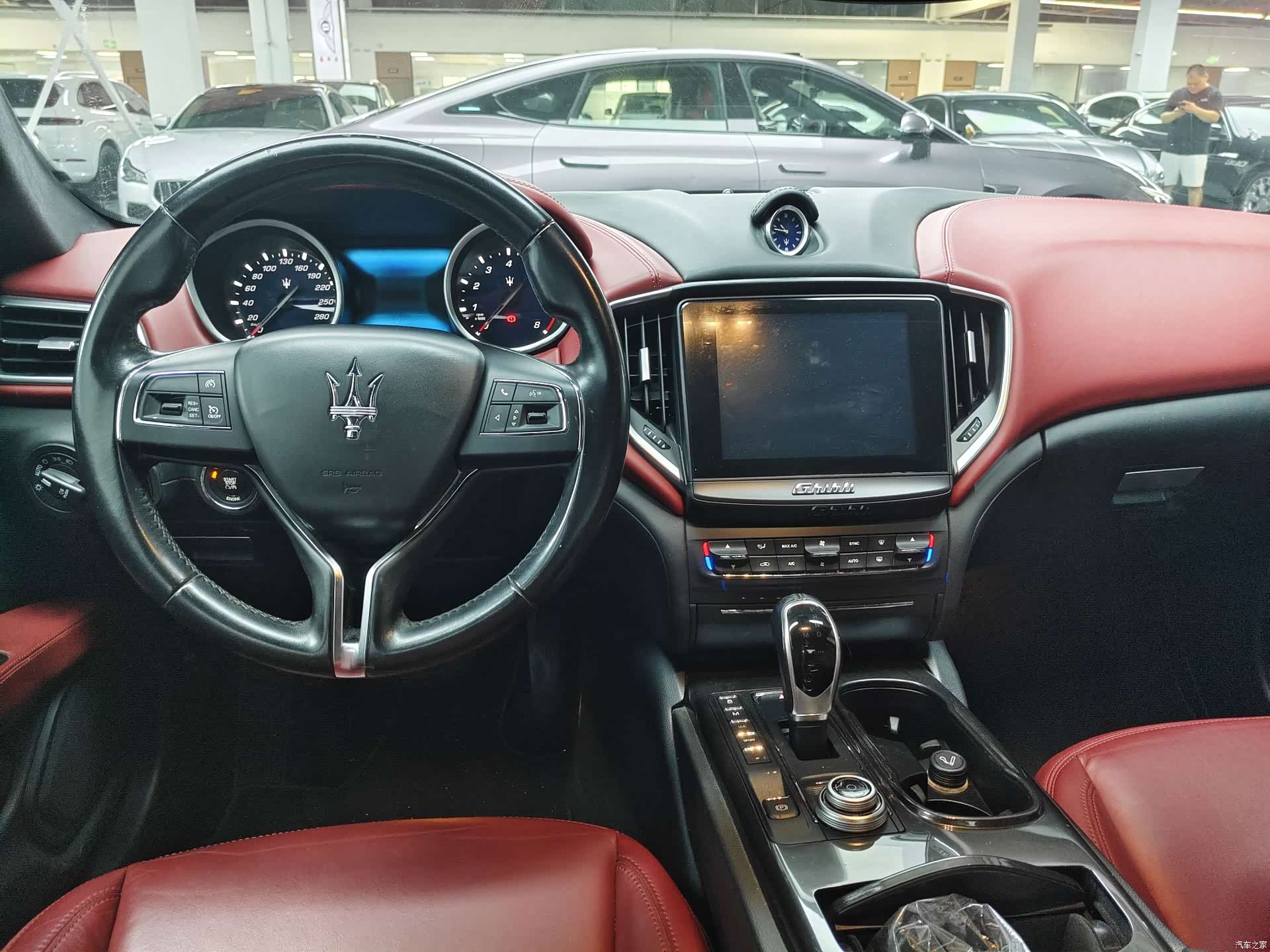 Maserati Ghibli, 2017 11