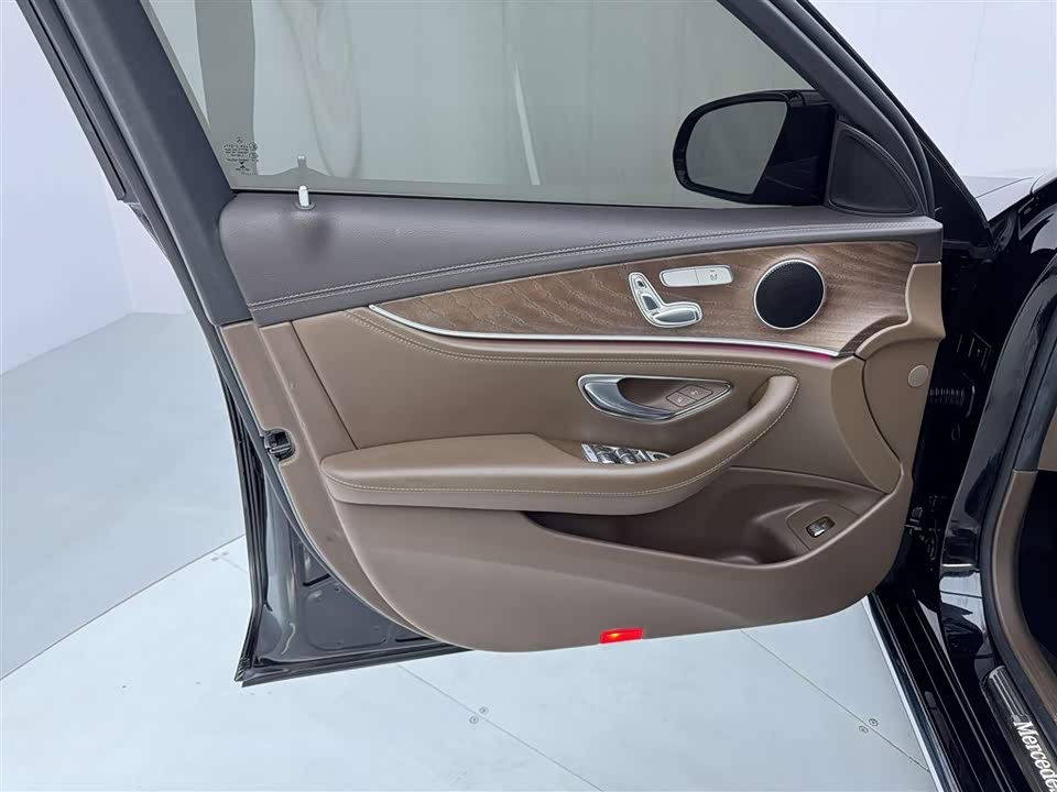 Mercedes-Benz E-class Mercedes-Benz E-class