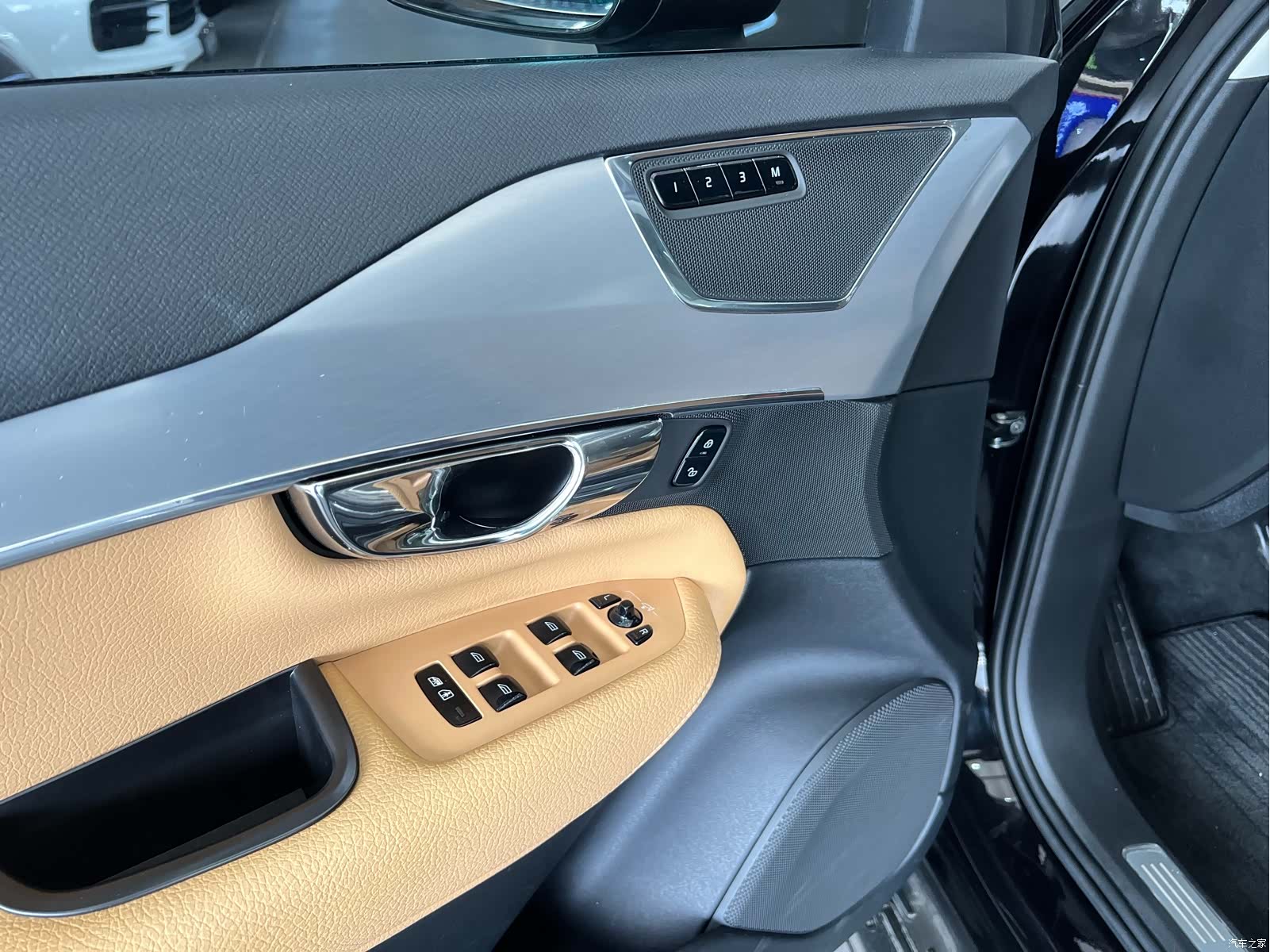 Volvo XC90, 2016 12