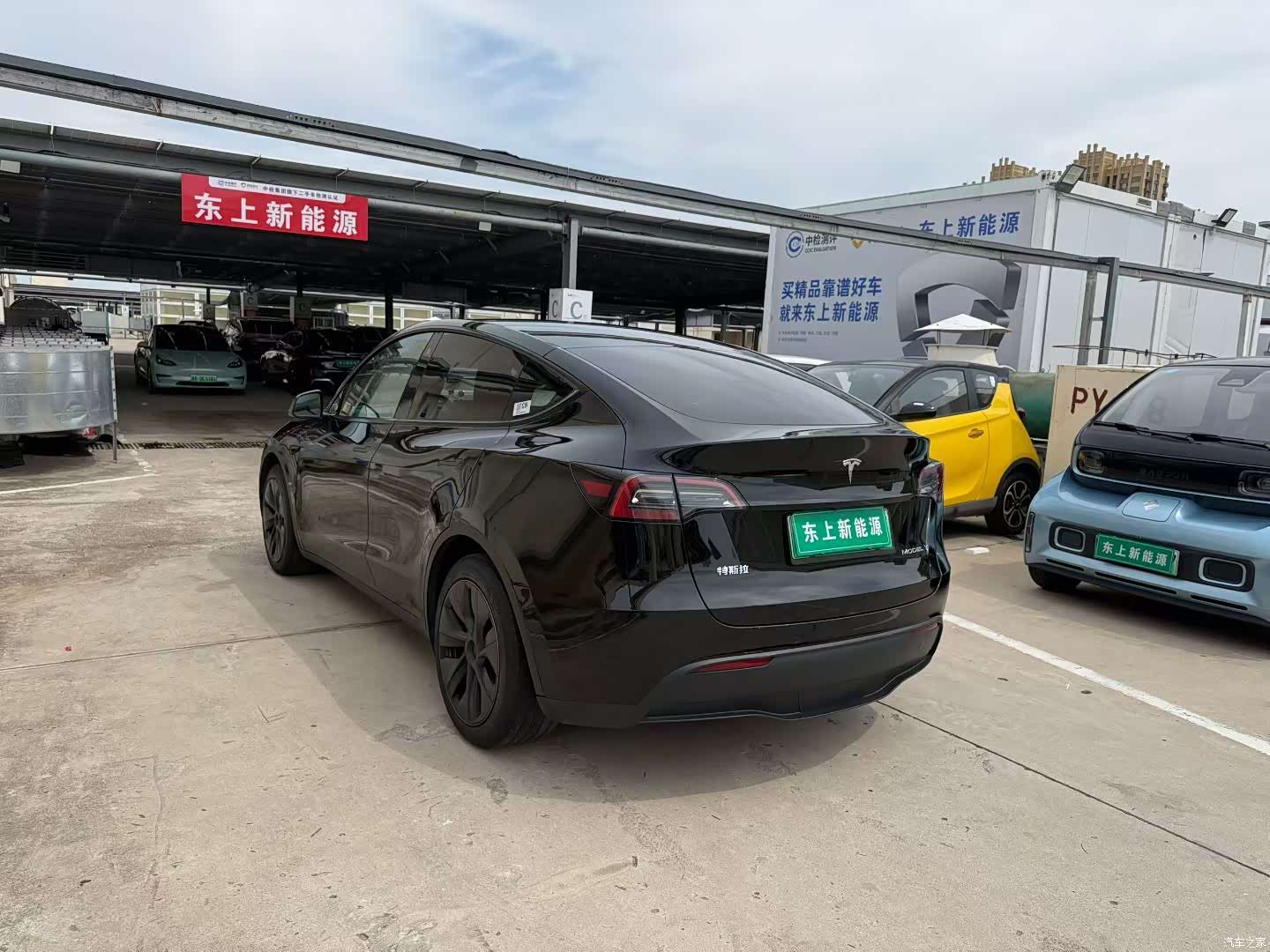 Tesla Model Y, 2024 8