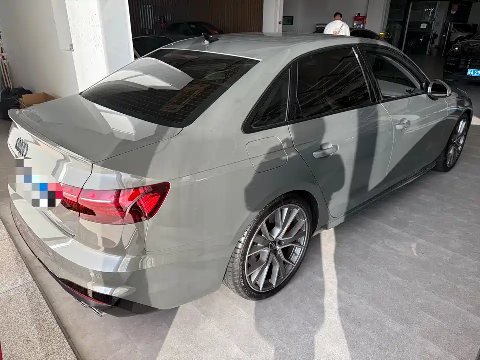 Audi S4