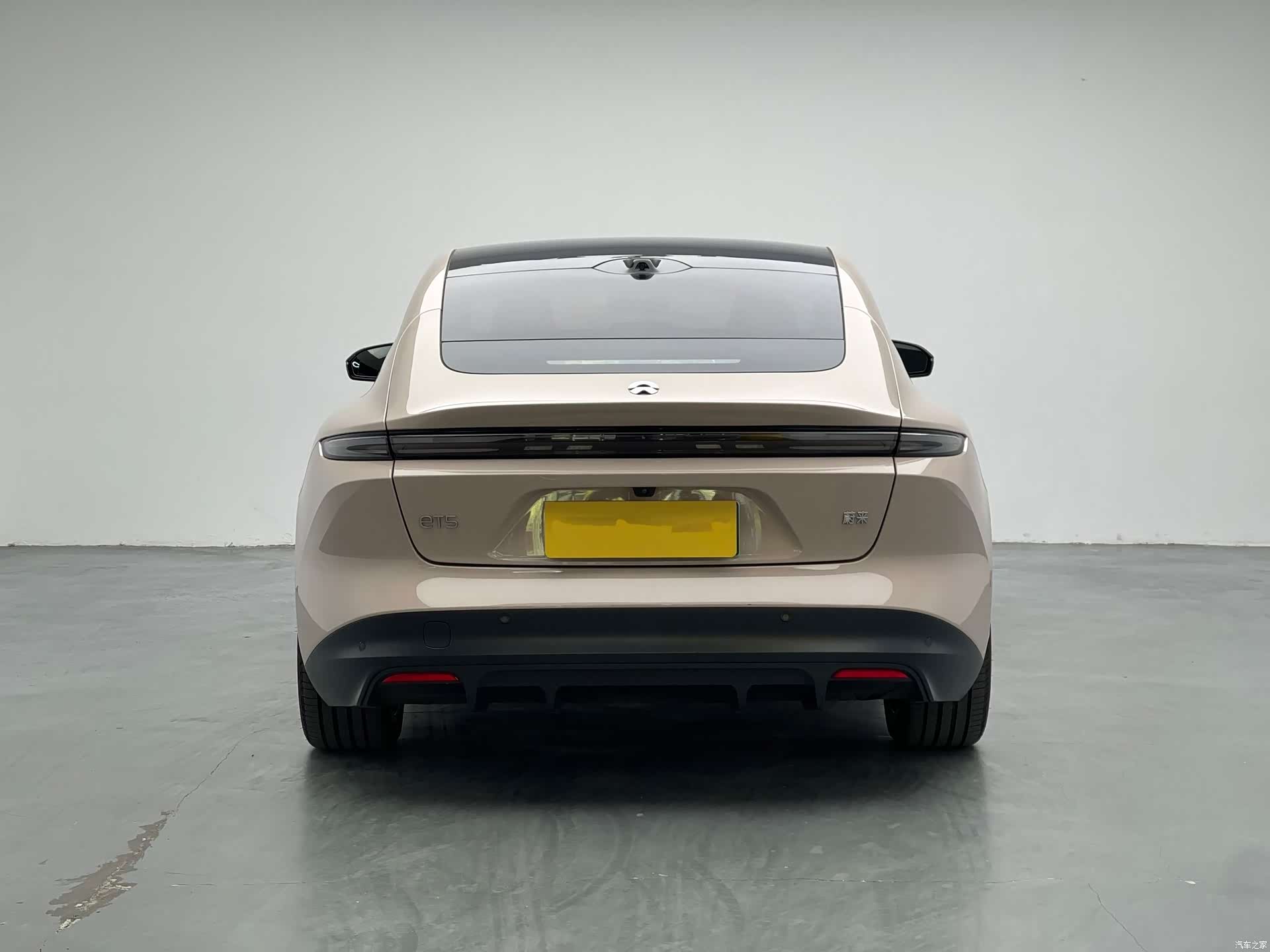 NIO ET5, 2025 3