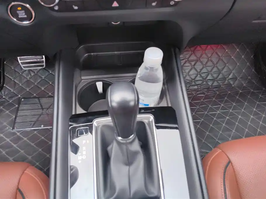 Mazda CX-50 line also