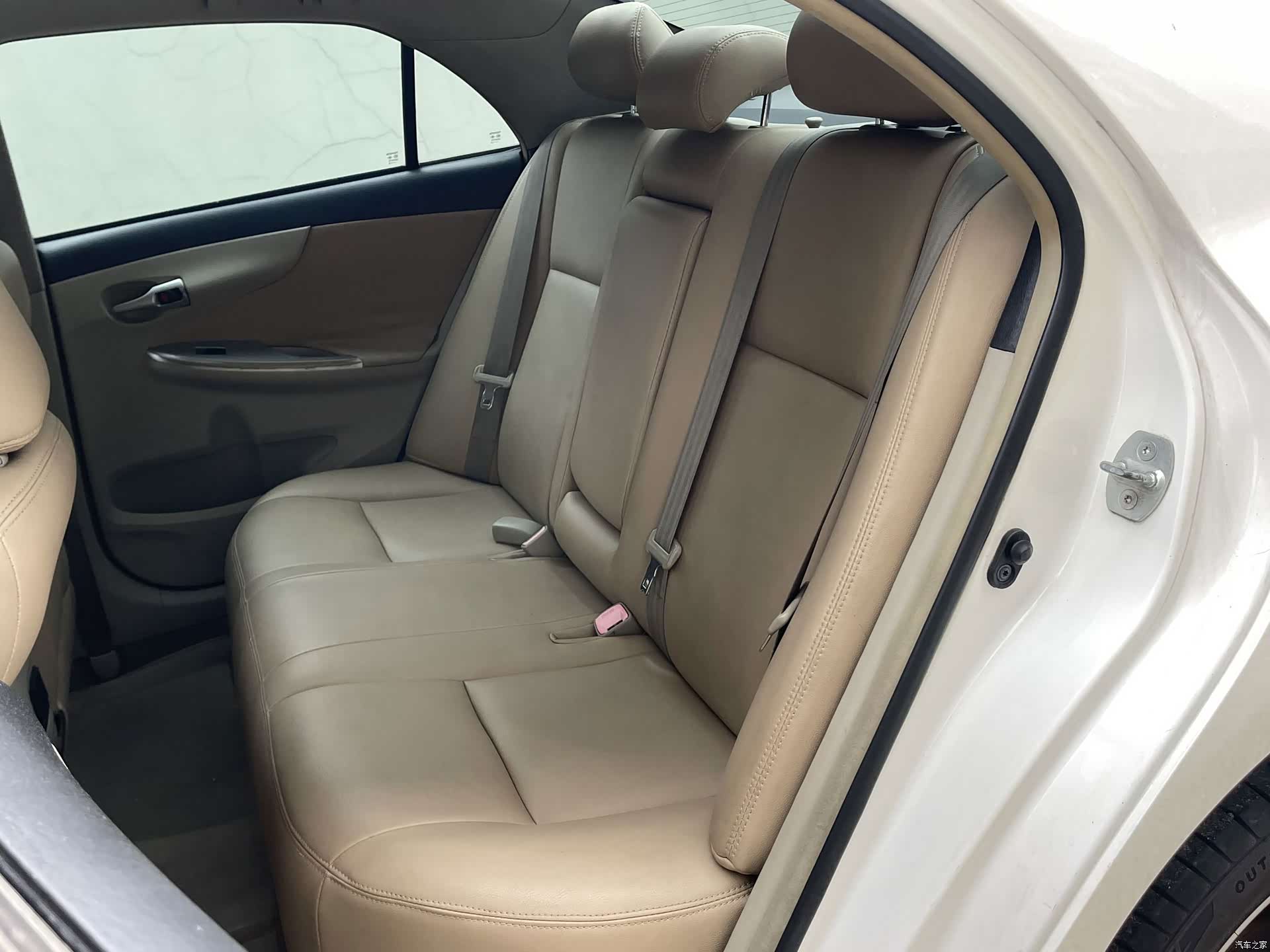 Toyota Corolla, 2012 8