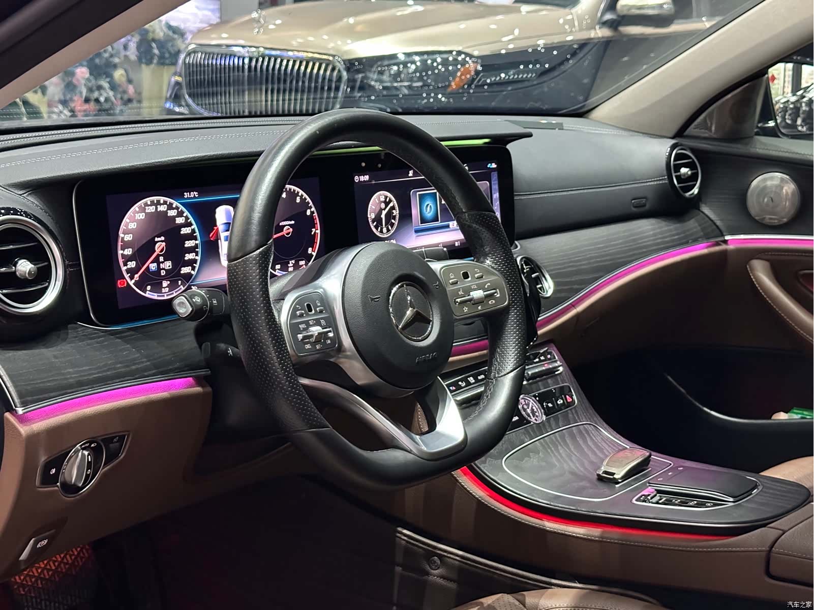 Mercedes-Benz E-Class, 2019 4