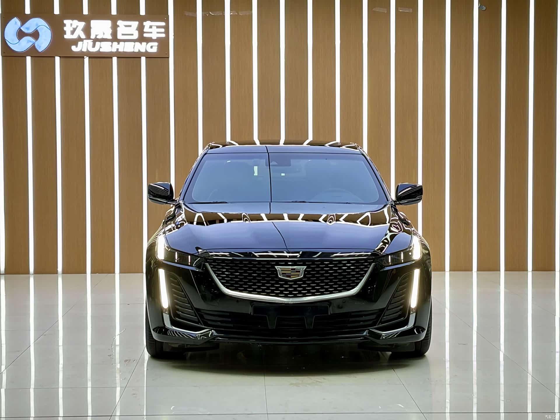 Cadillac CT5, 2022 2