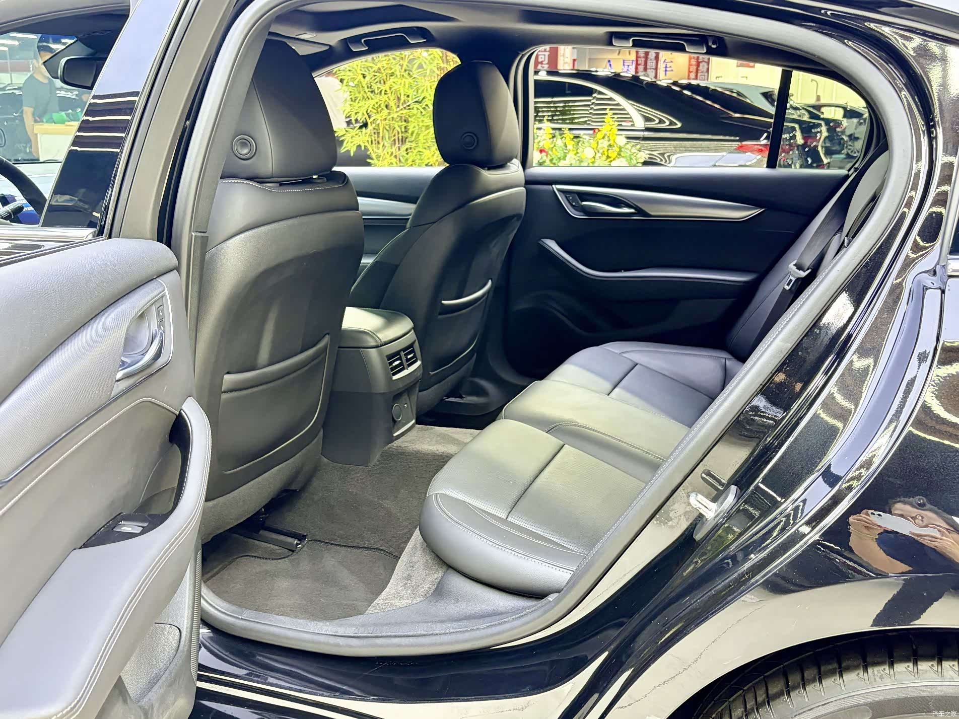 Cadillac CT5, 2022 11
