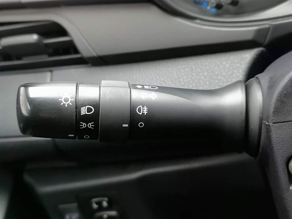 Toyota YARiS L Zhixuan