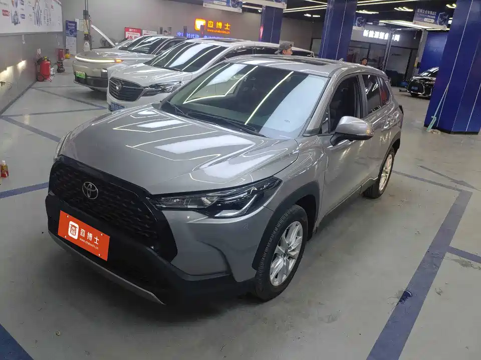 Toyota Corolla Sharp amplifier