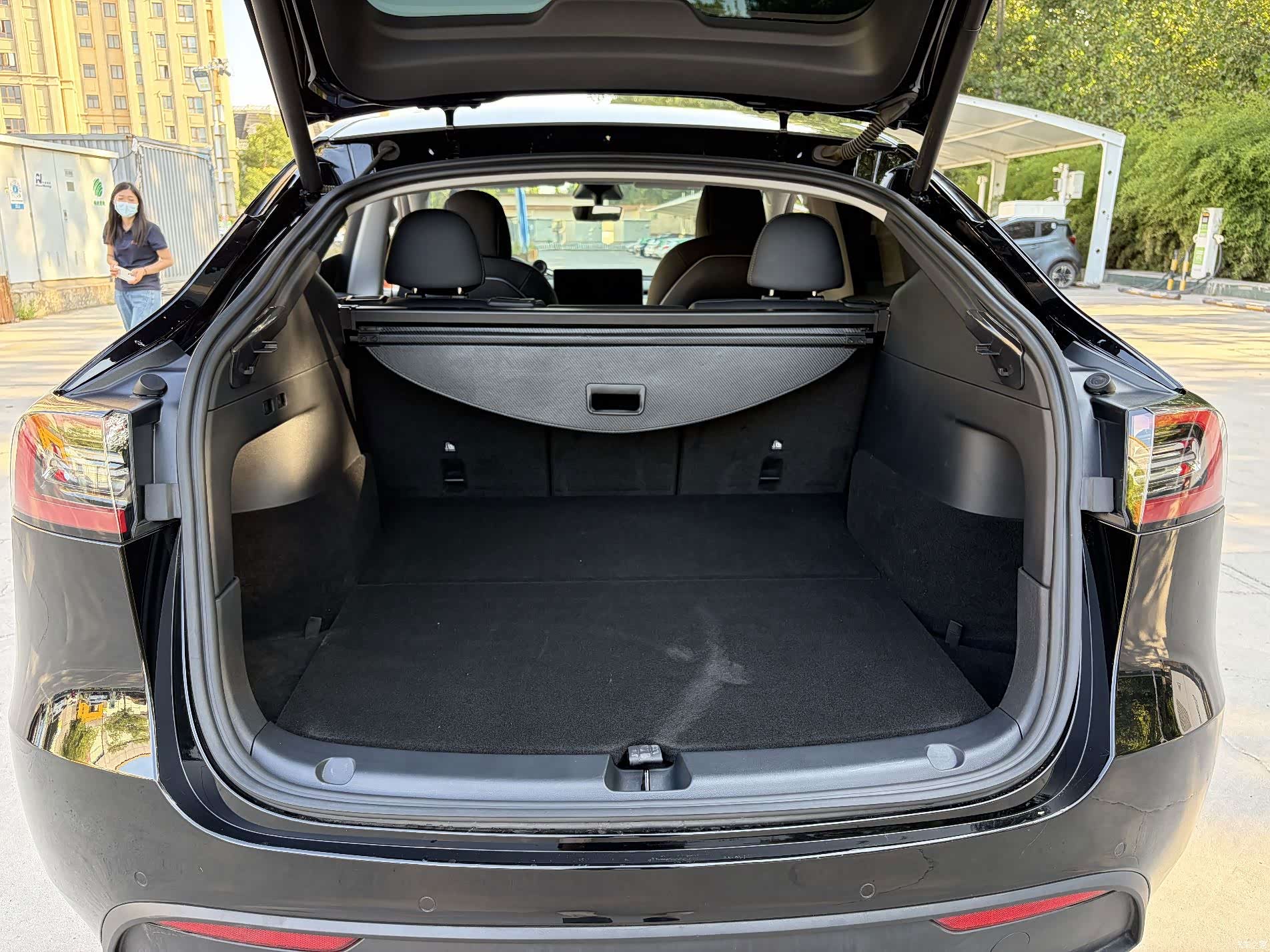 Tesla Model Y, 2021 7