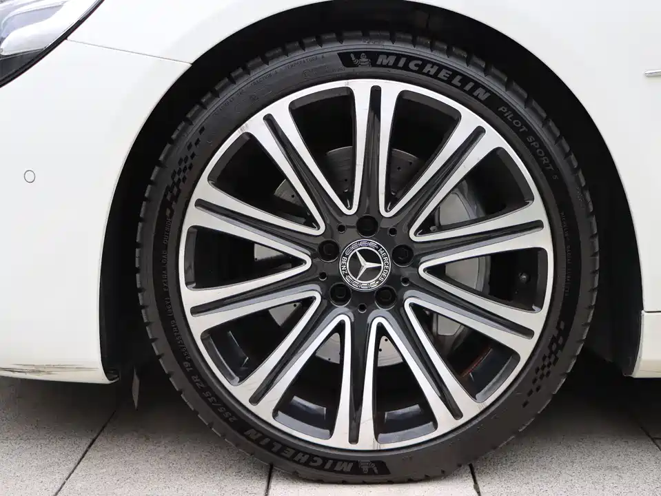 Mercedes-Benz SL class