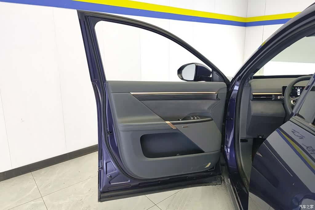 DongFeng eπ008, 2024 7