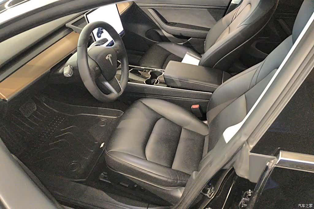 Tesla Model 3, 2020 9