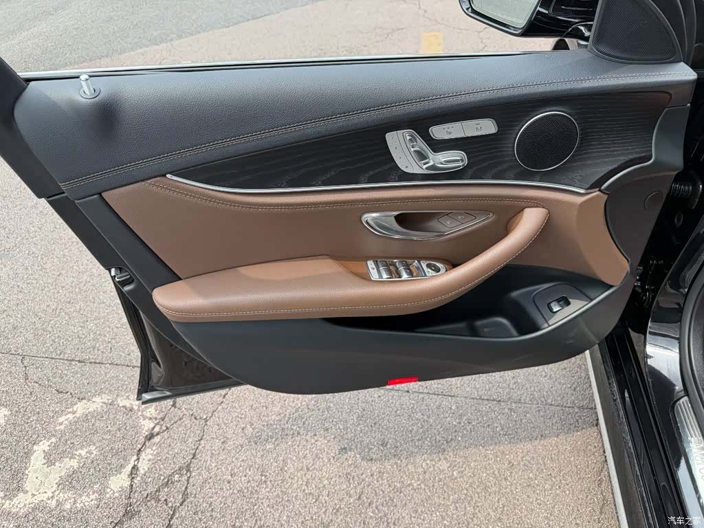 Mercedes-Benz E-Class, 2021 6