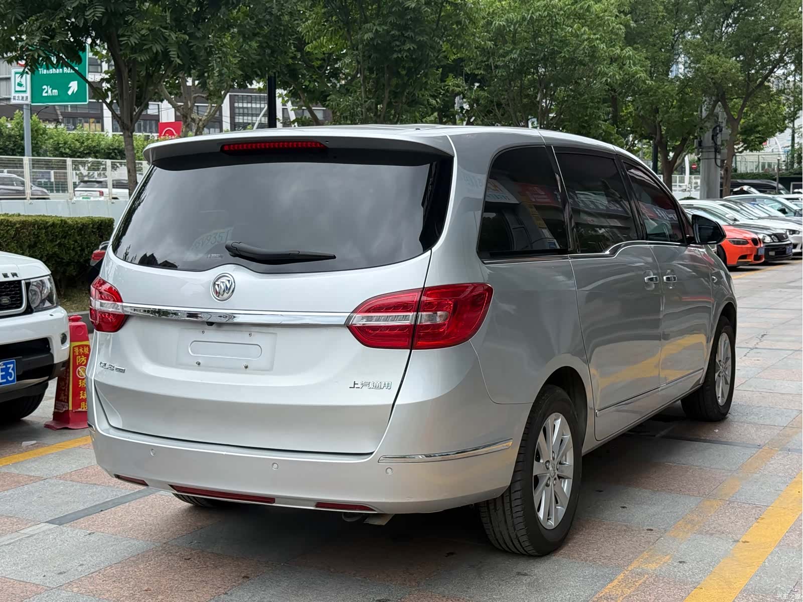 Buick GL8, 2017 2