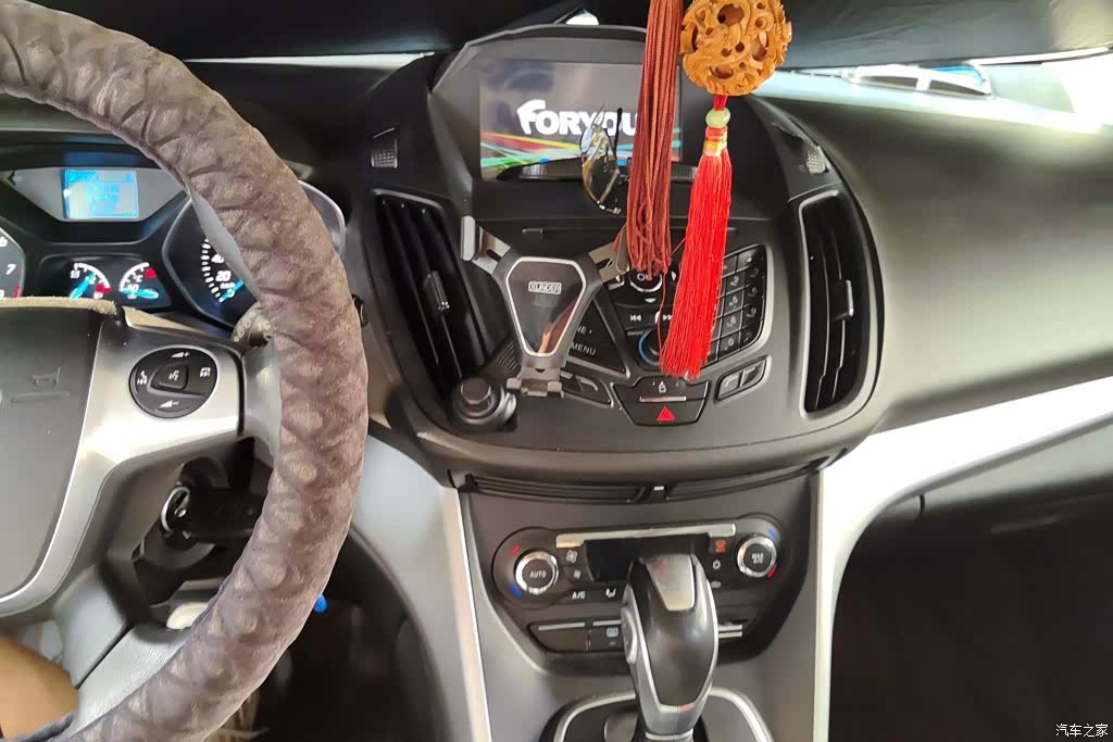 Ford Kuga, 2014 13