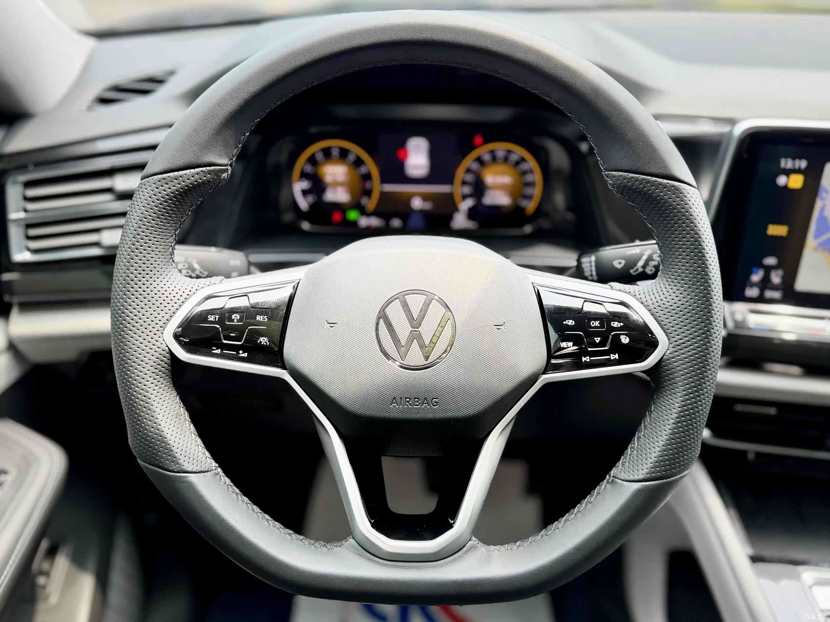 Volkswagen Teramont X, 2022 14